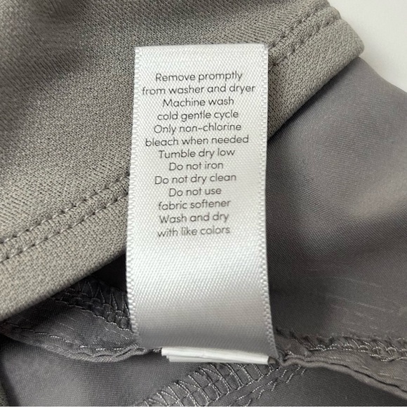 Athleta Gray Elastic Waist Running Shorts XS Lightweight Activewear Gym - Picture 7 of 10